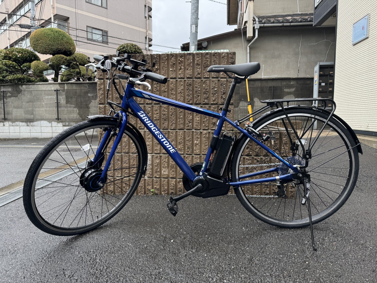 A Bridgestone TB1-e e-bicycle, in ocean blue.