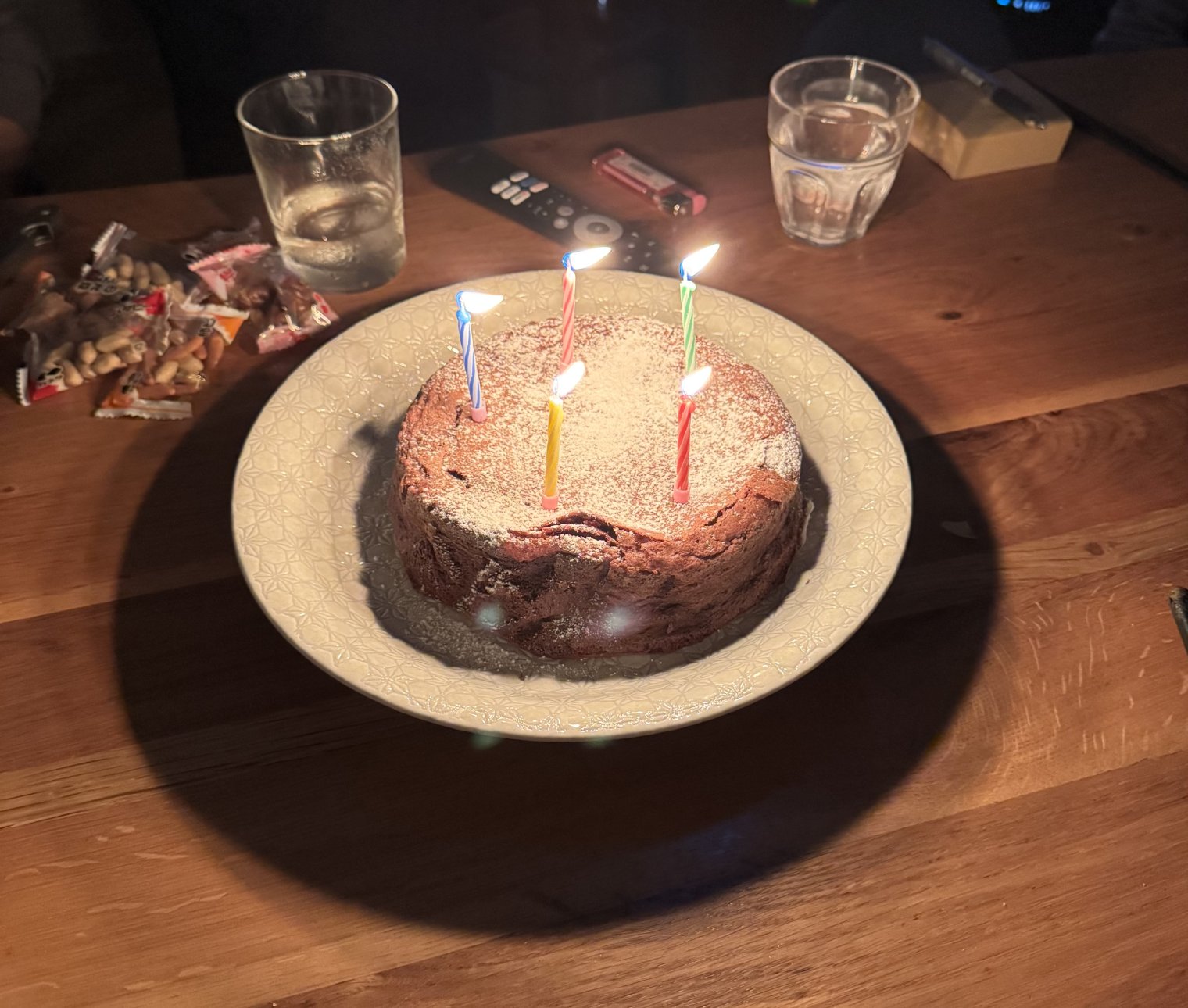 A birthday cake celebrating Aoi’s 31st, Kaedekun’s 11th, and my 32nd.
